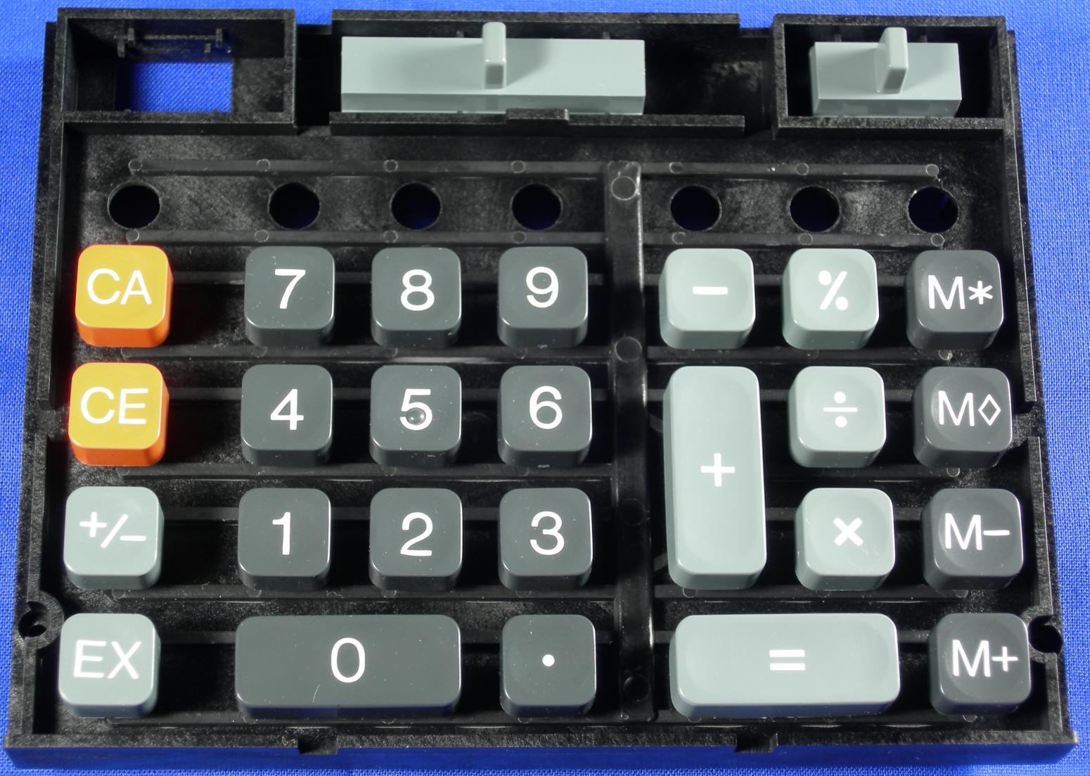 ETR 1081, Tastatur